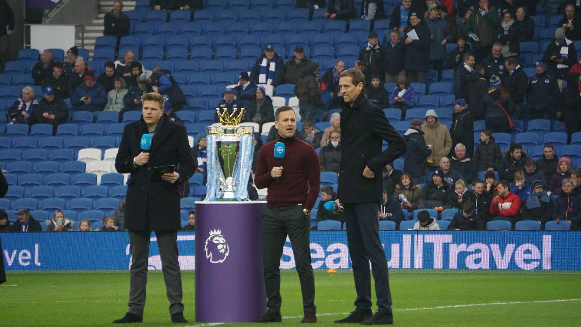 黄喜灿以其 黄喜灿以其